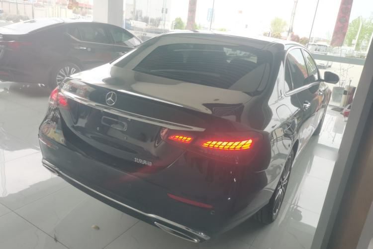 Used Mercedes-Benz E-Class 2023 E 260 L
