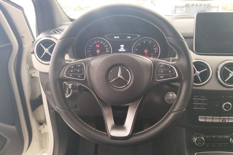 Used Mercedes-Benz B-Class 2015 B 200 Luxury Model