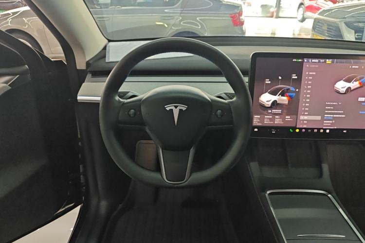 Used Tesla Model Y 2024 Rear-Wheel-Drive Version