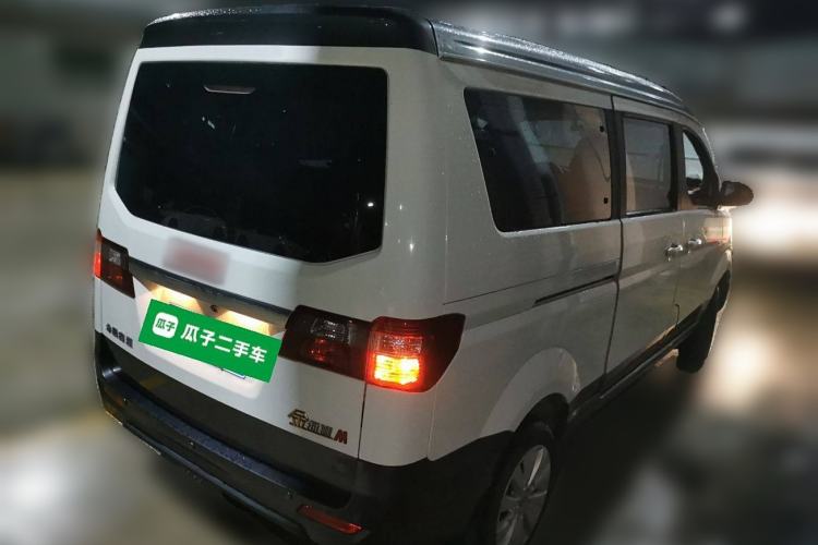 Used Jinbei Gold Hiace M Classic 2022 Panda Edition 1.5L Travel Lion Passenger Van 6 Seats
