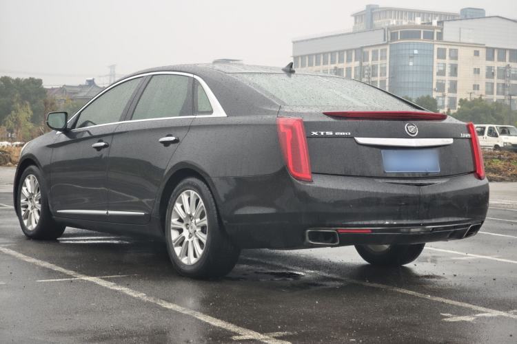 Used Cadillac XTS 2015 28T Comfort Model