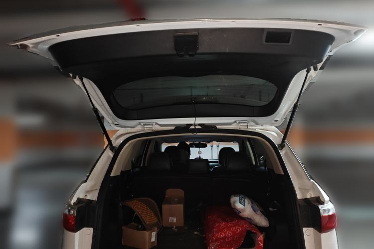 Used Dongfeng Fengon S560 2018 1.8L CVT Urban Model 7 Seats Trunk