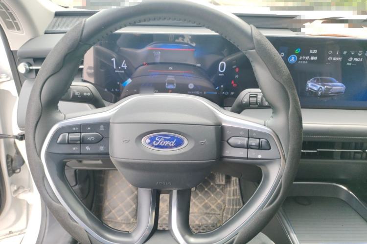 Used Ford Mondeo 2025 2.0T EcoBoost Luxury Version Steering Wheel