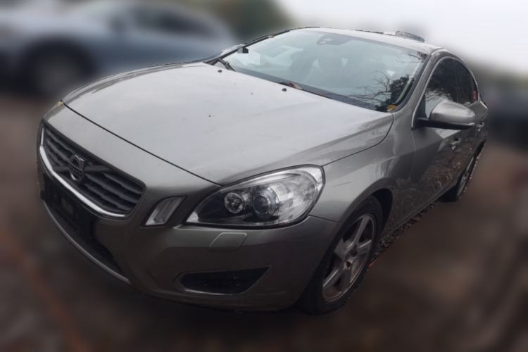 Used Volvo S60 2013 T5 Comfort Edition