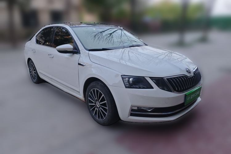Used Skoda Octavia 2019 TSI230 DSG SmartDrive Luxury Edition China VI
