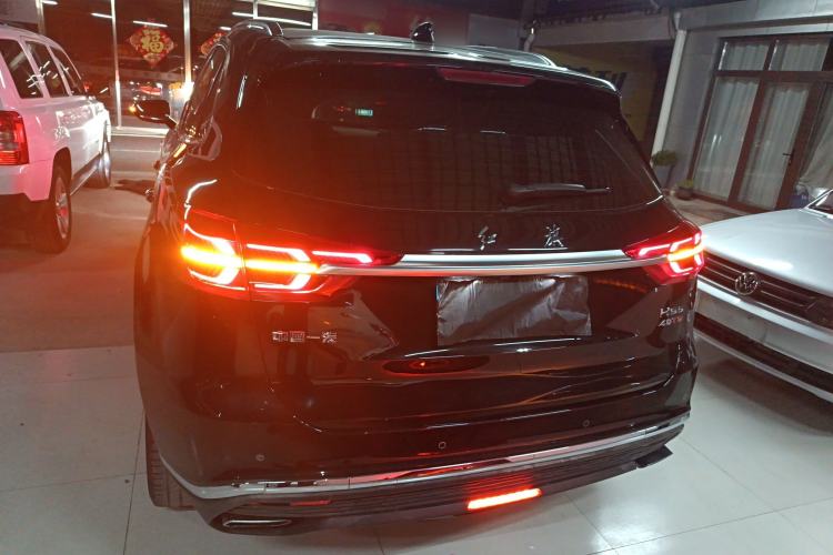 Used Hongqi HS5 2022 Revised Version 2.0T Smart Connect Flagship Edition
