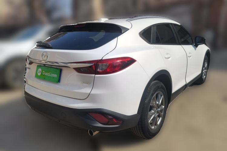 Used Mazda CX-4 2018 2.0L Automatic Two-Wheel Drive Blue Sky Premium Upgrade Version China V Standard
