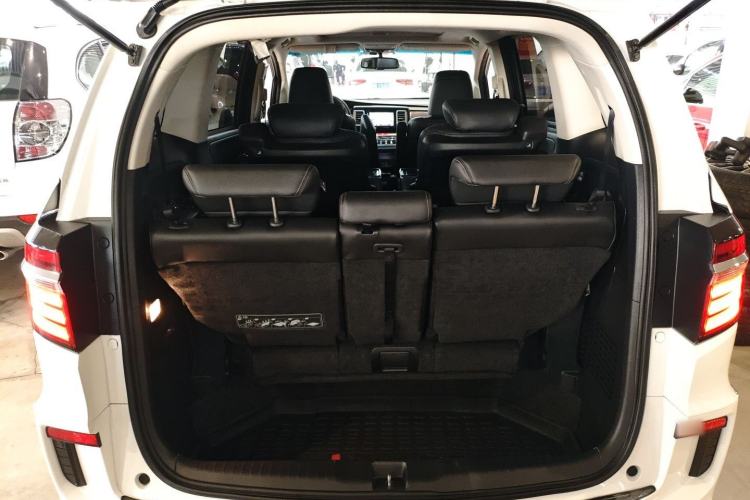 Used Honda Elysion 2016 2.4L Luxury Edition
