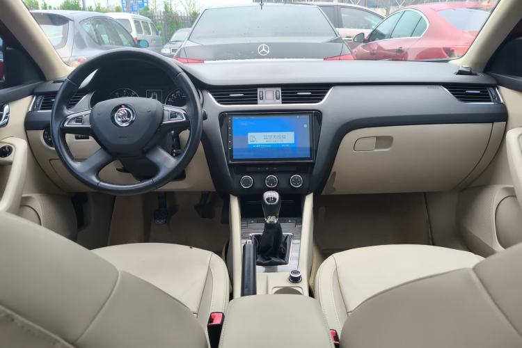 Used Skoda Octavia 2015 1.6L Manual Yijun Edition