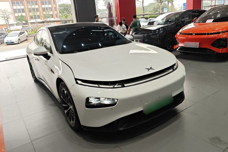 Used XPeng P7 2021 480N Front Right 45 Deg