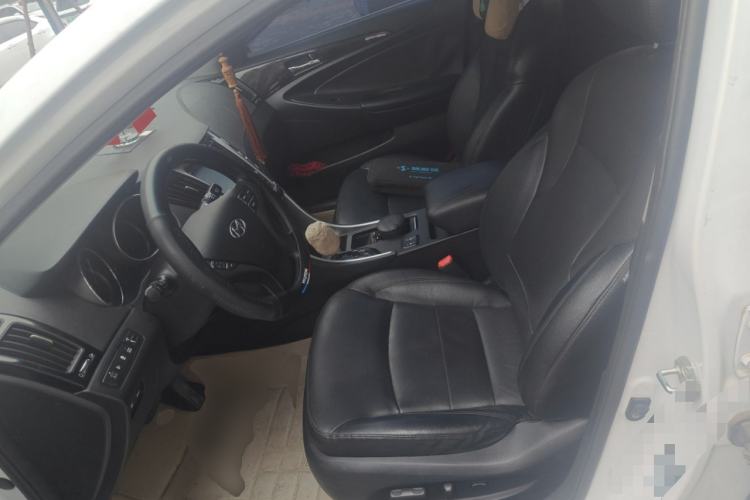 Used Hyundai Sonata 2014 2.4L Automatic Leading Edition China IV Standard