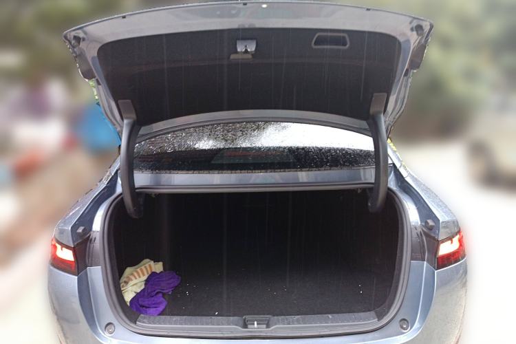 Used XPeng P5 2021 460G+ Trunk