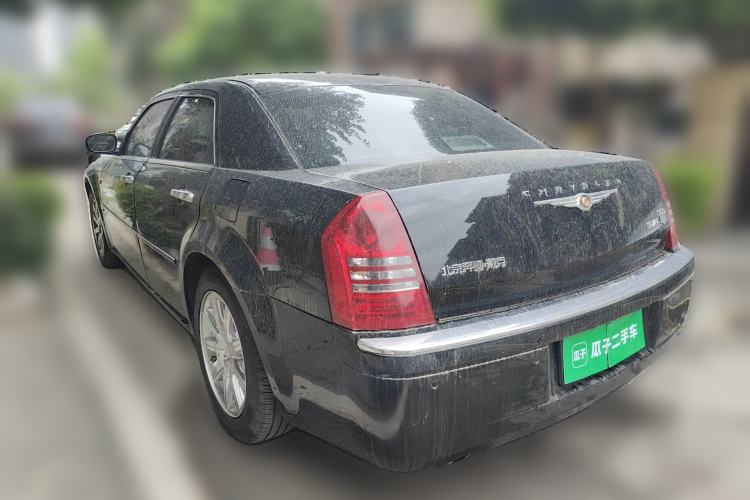 Used Chrysler 300C 2006 5.7L Luxury Navigation Edition Rear Left 45 Deg