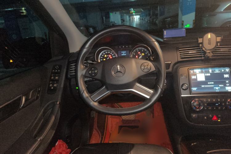 Used Mercedes-Benz R-Class 2017 R 320 4MATIC Luxury Collection Edition
