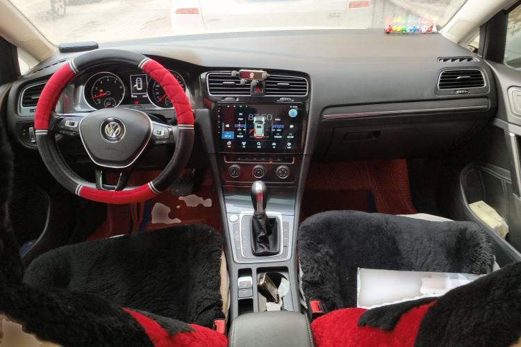 Used Volkswagen Golf 2018 230TSI Automatic Luxury Version