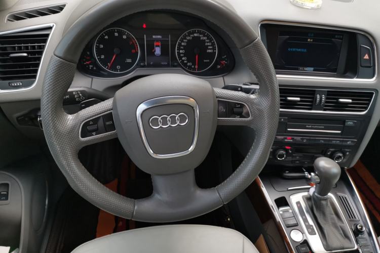 Used Audi Q5 2010 2.0TFSI Off-Road Version Steering Wheel