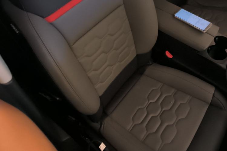 Used Citroen C5 AIRCROSS 2017 350THP Luxury Model Right Front Seat