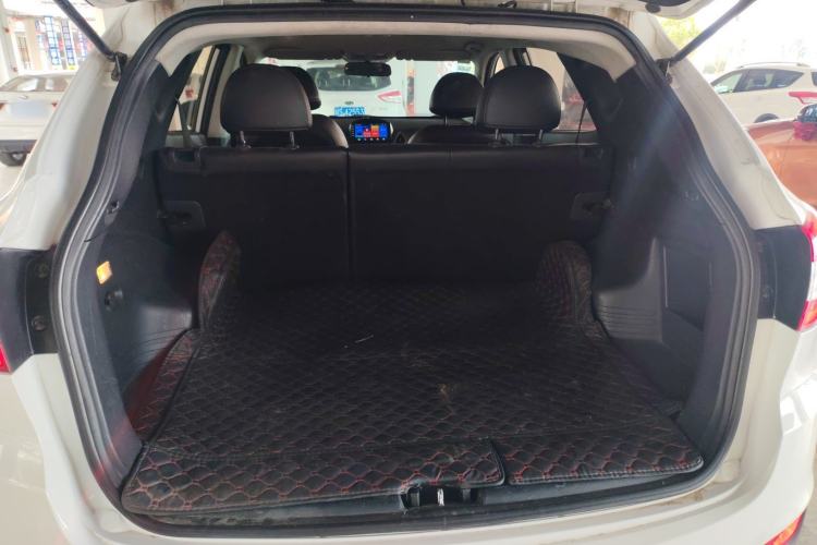 Used Hyundai ix35 2013 2.0L Automatic Two-Wheel Drive Smart GLS China IV Standard
