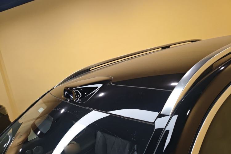 Used Hima AITO M9 2025 Extended-Range Ultra Version 52 kWh 6-Seater Roof