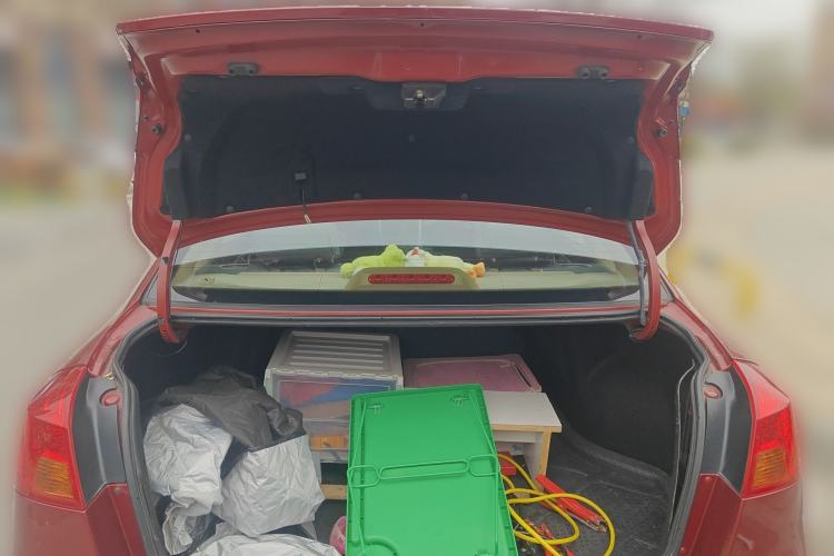 Used Buick Excelle 2011 1.6LX-AT Trunk