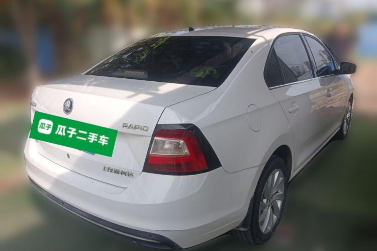 Used Skoda Rapid 2018 1.6L Automatic Comfort Edition Exterior 5