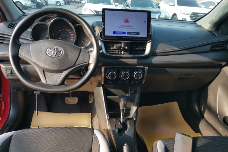 Used Toyota YARiS L Zhi Xuan 2021 1.5L CVT Leading Edition Center Console