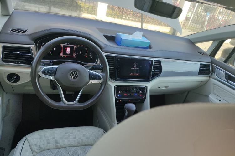 Used Volkswagen Viloran 2020 380TSI Prestige Edition