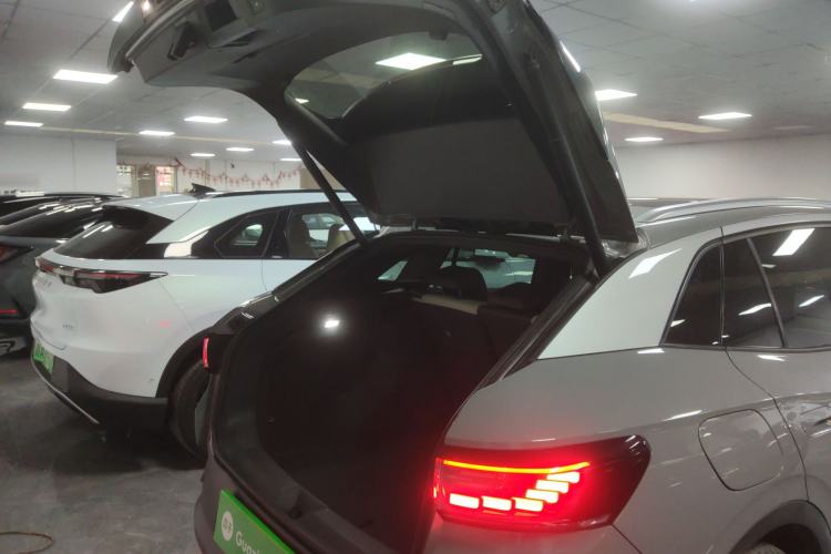 Used Volkswagen ID.4 CROZZ 2021 Long-Range PURE+ Two-Wheel Drive Version