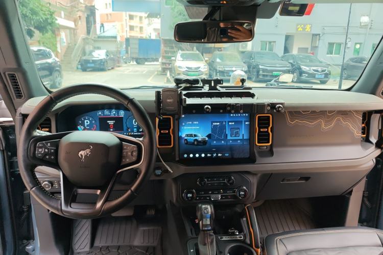 Used Ford Bronco 2024 2.3T Wilderness Center Console