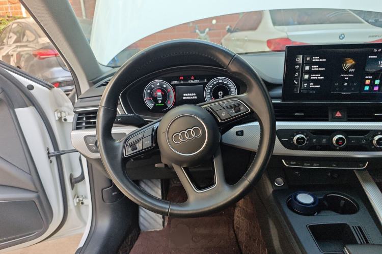 Used Audi A4L 2020 40 TFSI Fashionable and Elegant Model