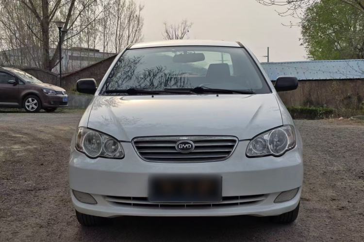 Used BYD F3 2013 Energy-Efficient Model 1.5L Manual Comfort Version Exterior 4