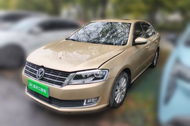 Used Volkswagen Lavida 2013 1.6L Manual Comfort Edition