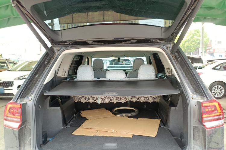 Used Volkswagen Teramont 2020 Revised Version 330TSI Two-Wheel Drive Comfort Edition Trunk