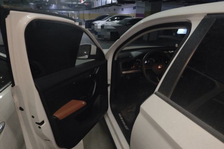 Used Skoda Kamiq 2018 1.5L Automatic Standard Edition China VI Driver Seat