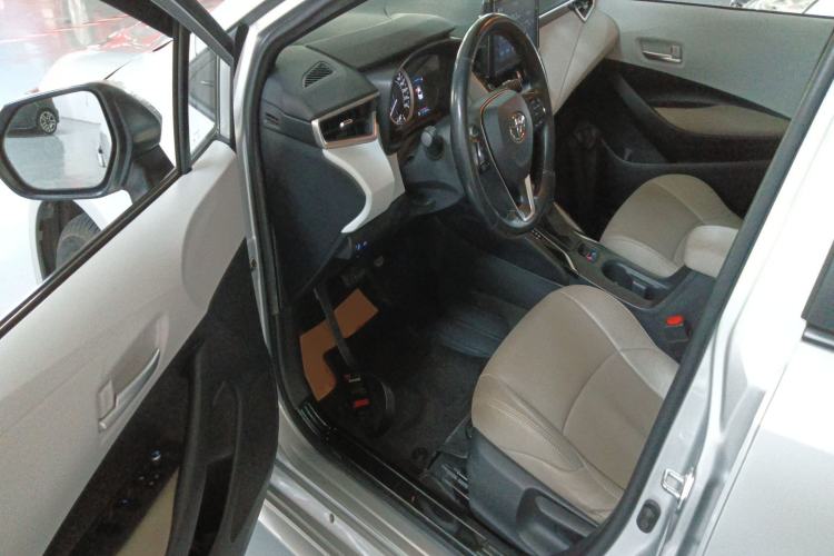 Used Toyota Levin 2019 185T CVT Luxury Edition China VI Standard
