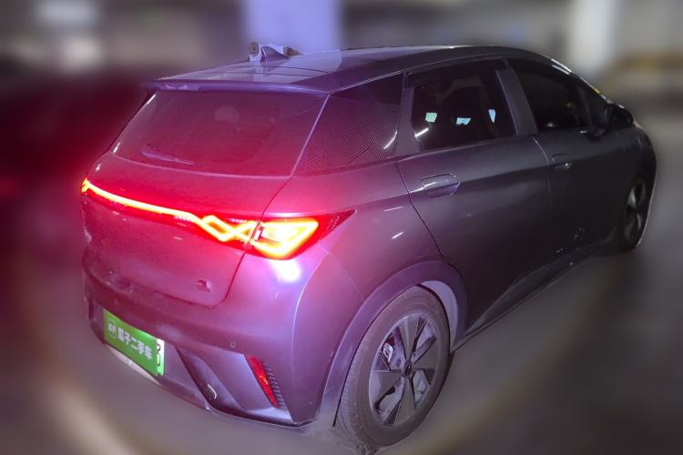 Used BYD Dolphin 2023 420 km Fashion Edition