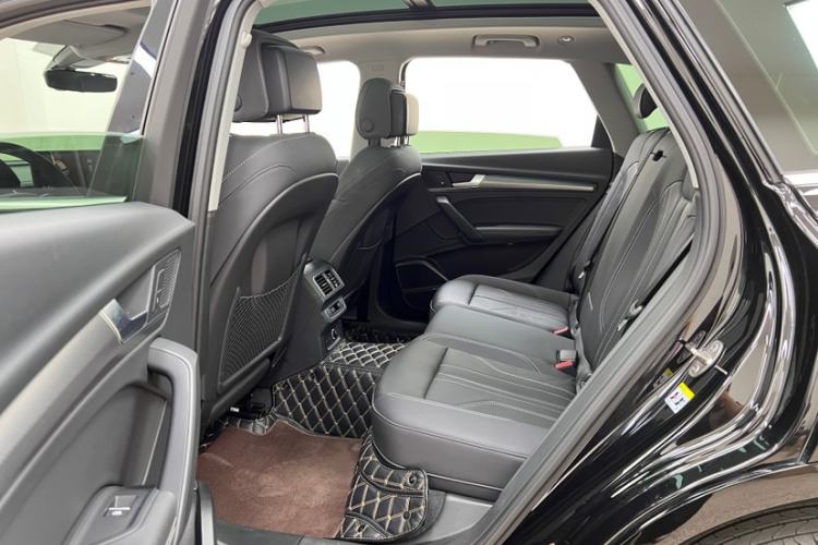 Used Audi Q5L 2022 Updated 45T Luxury Dynamic Version Interior 7