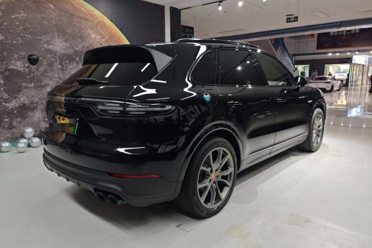 Used Porsche Cayenne E-Hybrid 2023 Cayenne E-Hybrid 2.0T Platinum Edition
