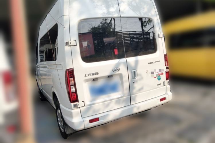 Used SAIC MAXUS Xintu V80 2024 Aotong Value Edition 6AMT Short Wheelbase Mid-Roof Model 127 Ps 5/6 Seats
