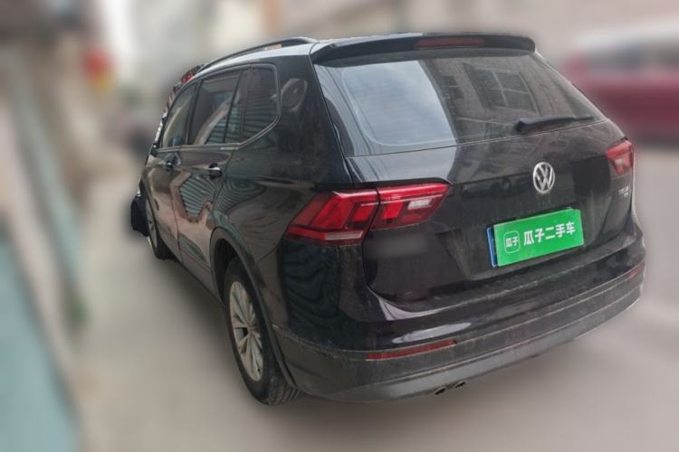 Used Volkswagen Tiguan L 2018 330TSI Automatic Two-Wheel Drive Luxury Edition Rear Left 45 Deg