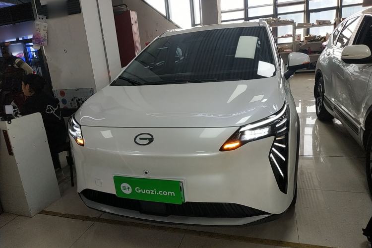 Used AION Y 2023 Younger Star Edition