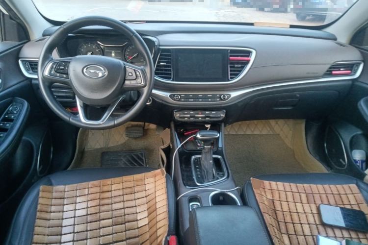 Used GAC Trumpchi GA4 2018 200T Automatic Luxury Edition Center Console