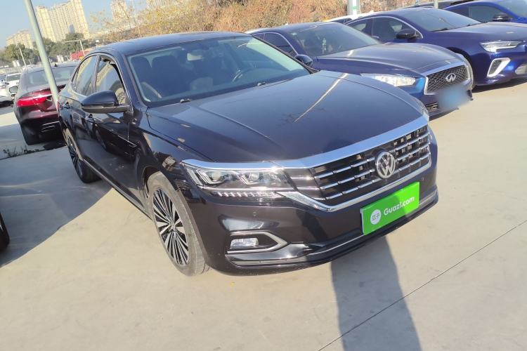 Used Volkswagen Passat 2019 330TSI Luxury Edition China VI Standard