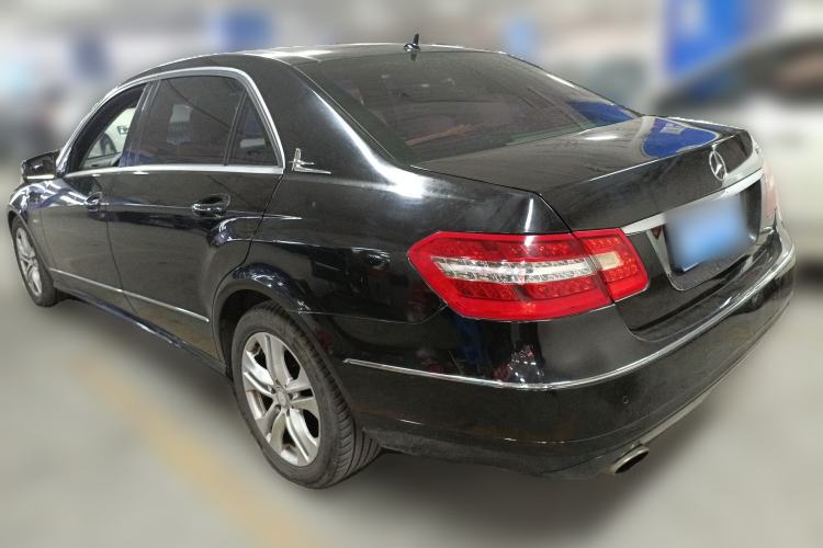 Used Mercedes-Benz E-Class 2011 E 260 L CGI Fashion Model Rear Left 45 Deg