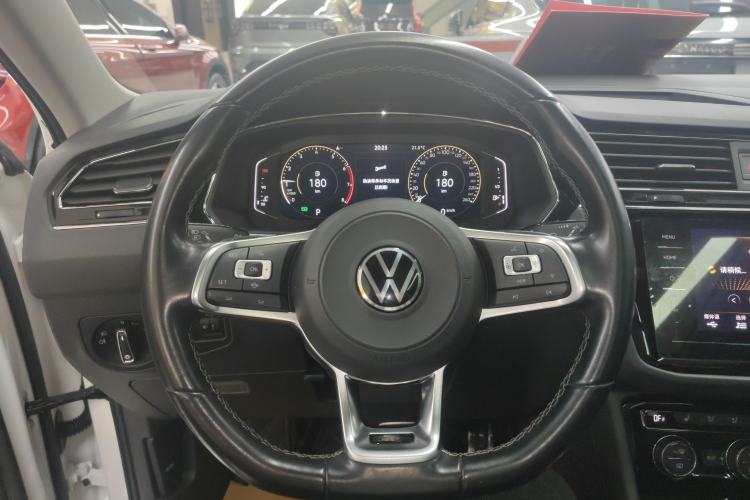 Used Volkswagen Tiguan L 2021 330TSI Automatic Two-Wheel Drive R-Line Enhanced Edition