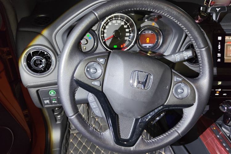 Used Honda XR-V 2015 1.8L VTi CVT Luxury Edition
