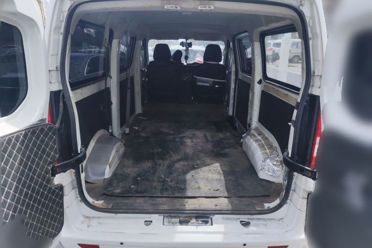 Used CHANGAN KAICHENG Ruixing M60 2023 1.5L GDI Comfort-Class Passenger Vehicle 6/7 Seats
