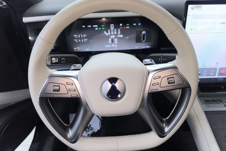 Used Denza Z9 2024 1100 km Four-Wheel Drive Max Version