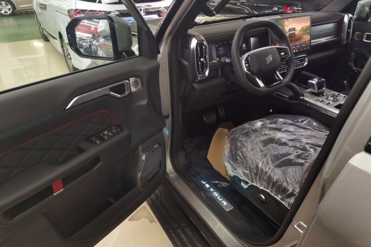 Used JETOUR Shanhai Traveler C-DM 2026 Model 212km Crossroad Driver Seat