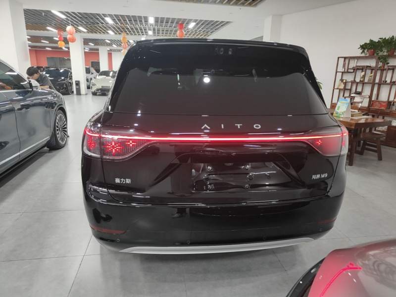Used Hima AITO M9 2025 Extended-Range Ultra Version 52 kWh 5-Seater Edition — 5